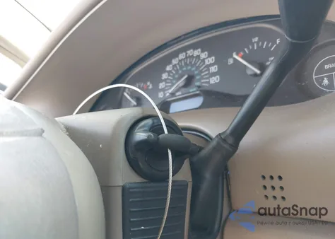 2005 Buick Century from USA, damaged, VIN 2G4WS52J651174024